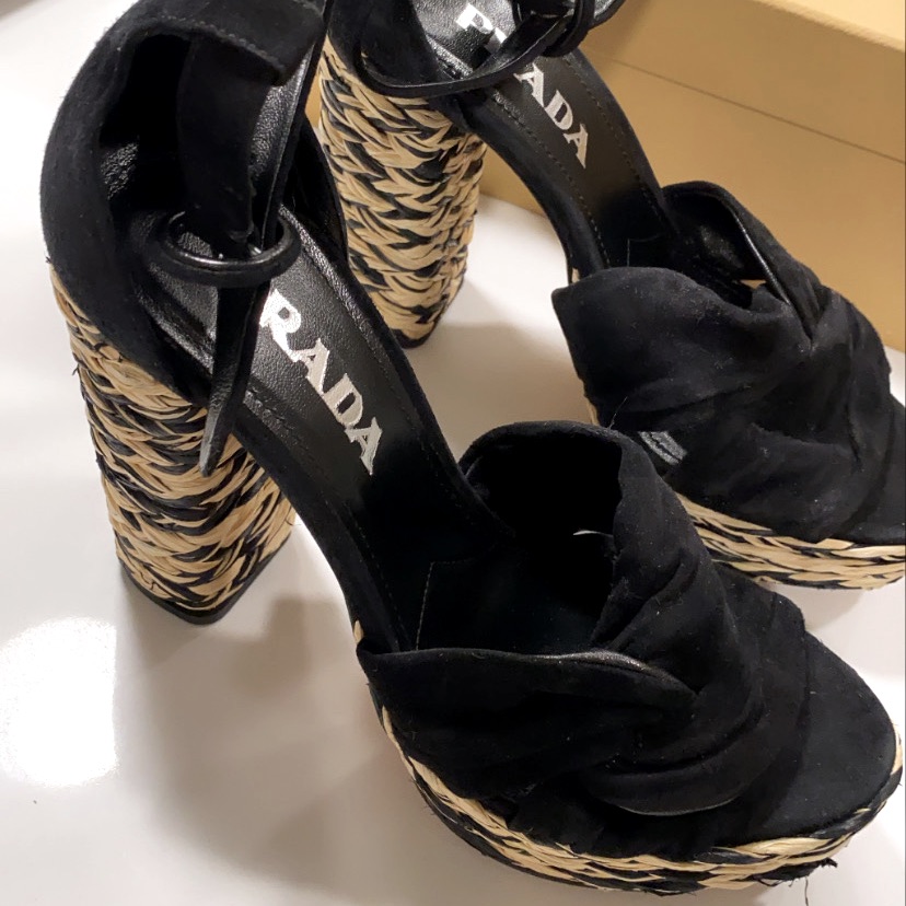 Prada | Platform